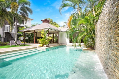 Royal Pavilions 8 - Food Delivery Shop 0