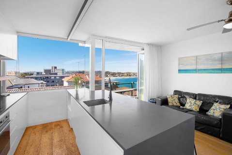 S16S - Bondi Vistas - Food Delivery Shop 0