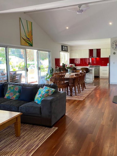 Sage House - Food Delivery Shop 0