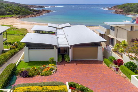 Sails On The Beachfront - Exclusive Seaside Home - Food Delivery Shop 0
