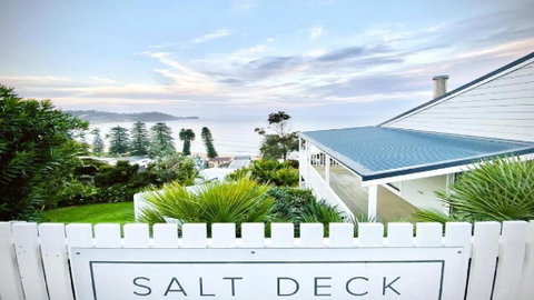 Salt Deck - The Upper Deck Accom Holiday - Food Delivery Shop 1