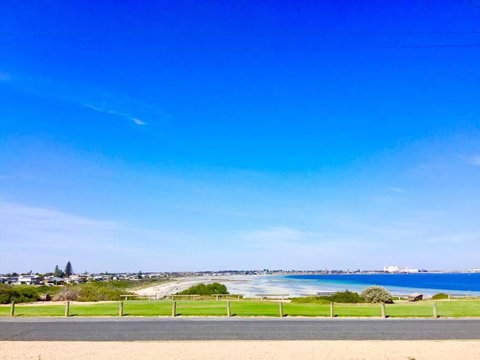 SALT @ North Beach WALLAROO (absolute Beachfront) - Food Delivery Shop 0