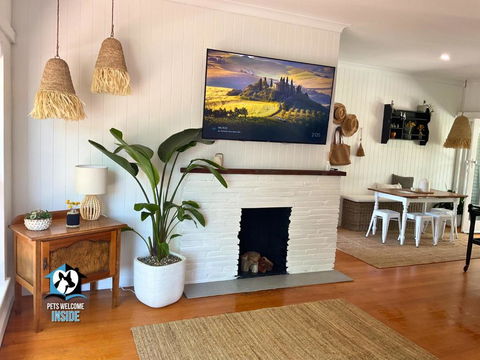 Saltwater Sunsets Seaside Haven With Ocean Views - Food Delivery Shop 3