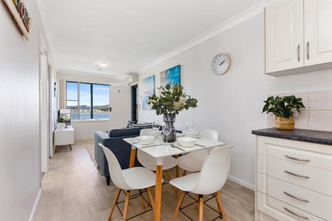 Salty Life - Food Delivery Shop 1