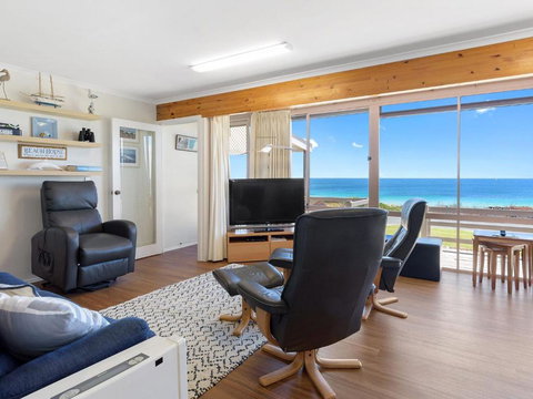 Sand Castles 34 Gold Coast Drive - Food Delivery Shop 0