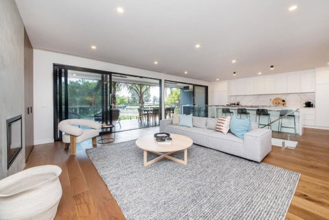 Sandringham Sunshine Escape - Food Delivery Shop 0