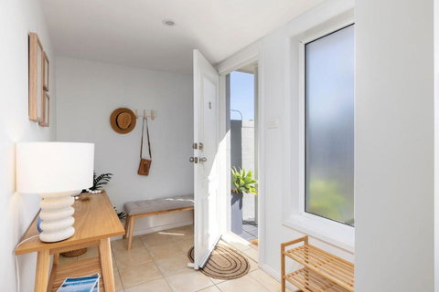 Sandcastles At The Beach - Pet Food Australia 3