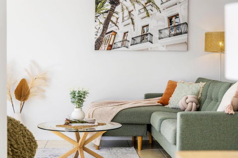 Sandcastles At The Beach - Pet Food Australia 2