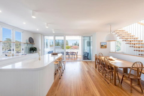 Sandhurst - Oceanstays - Food Delivery Shop 0