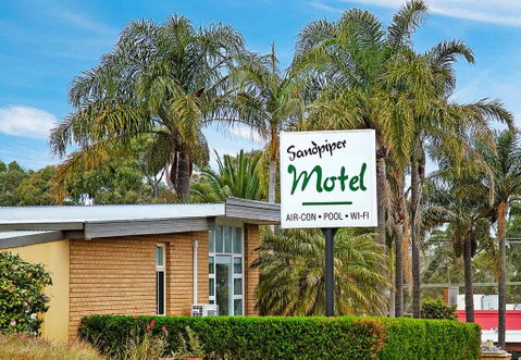 Sandpiper Motel Ulladulla - Food Delivery Shop 3