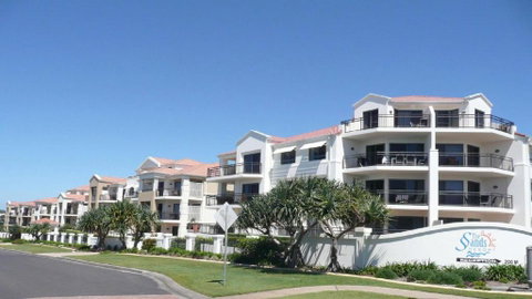 Sands 16, 20 - 22 Pacific Parade - Food Delivery Shop 0