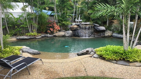 Sandwater Port Douglas - Food Delivery Shop 1