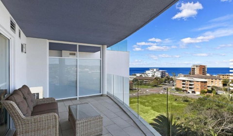 Sandy Cove Apartment The Entrance 48b - Food Delivery Shop 0
