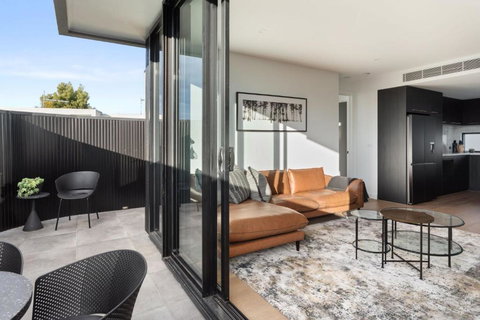 Sierra Rose - Food Delivery Shop 0