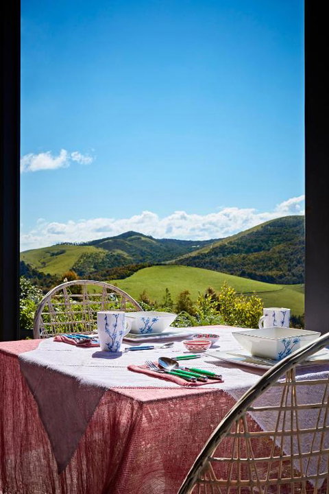 The Church House Gourmet Retreat - Food Delivery Shop 3