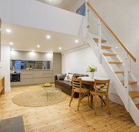 Beachside luxury loft apartment - Food Delivery Shop