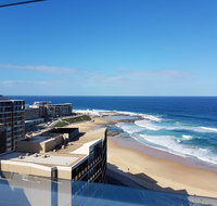 Beau Monde Apartments Newcastle - Horizon Newcastle Beach - Food Delivery Shop