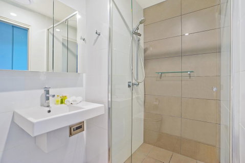 Beau Monde Apartments Newcastle - Horizon Newcastle Beach - Food Delivery Shop 1