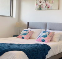 Beautiful Home close to Shopping Mall and Train Hornsby - Food Delivery Shop