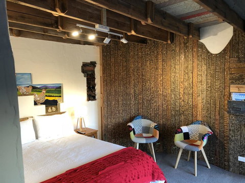Bed In A Shed Too - Food Delivery Shop 1