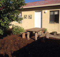 Beggs Farmstay BB - Food Delivery Shop