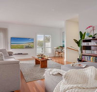 Bella K - style comfort and location - Food Delivery Shop