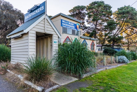 Bells Beach Backpackers - Food Delivery Shop 3