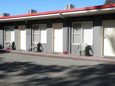 Benjamin Singleton Motel - Food Delivery Shop 1