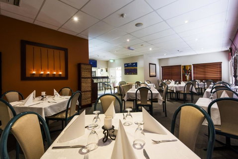 Bent Street Motor Inn - Food Delivery Shop 3