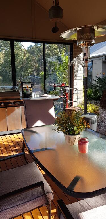 Berrilee Bed & Breakfast - Food Delivery Shop 2