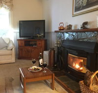 Bessie's Cottage - Food Delivery Shop