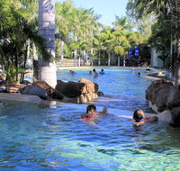 Big4 Aussie Outback Oasis Holiday Park - Food Delivery Shop