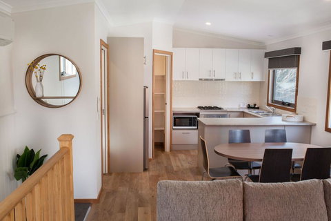 BIG4 Bright Holiday Park - Food Delivery Shop 3