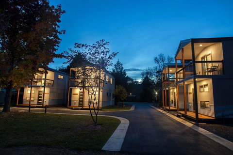 BIG4 Bright Holiday Park - Food Delivery Shop 2