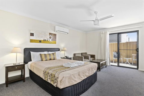Blackwater Central Motel - Food Delivery Shop 0