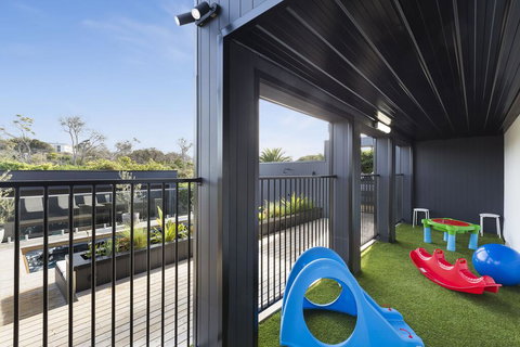 Blairgowrie Oasis Luxury Retreat With Spa,pool, Fireplace, Golf Putting Green - Food Delivery Shop 3