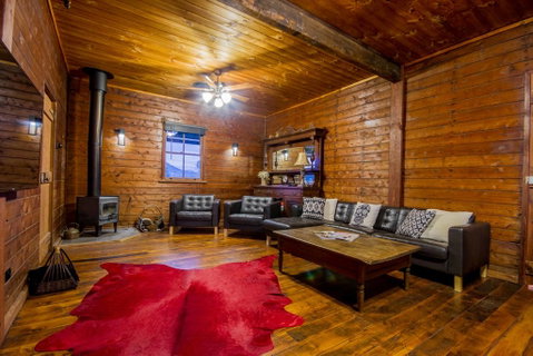 Blaxland's Cottage - Food Delivery Shop 2
