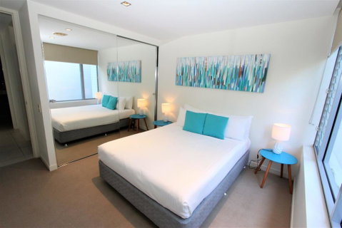 Blue On Blue Apartment 923 - Food Delivery Shop 0