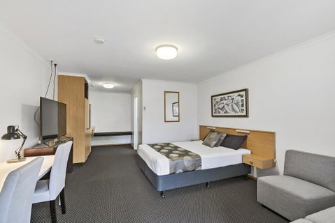 Blue Shades Motel - Food Delivery Shop 0
