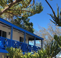 Blue Sky Escapes Beach house Ledge Point - Food Delivery Shop