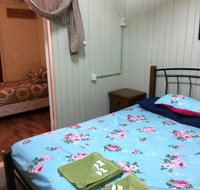 Bluff Hotel - Food Delivery Shop