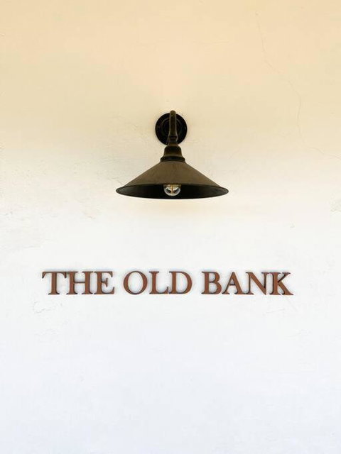 The Old Bank - Food Delivery Shop 0