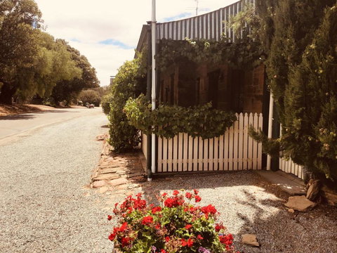 The OldDevonshire House - Food Delivery Shop 0