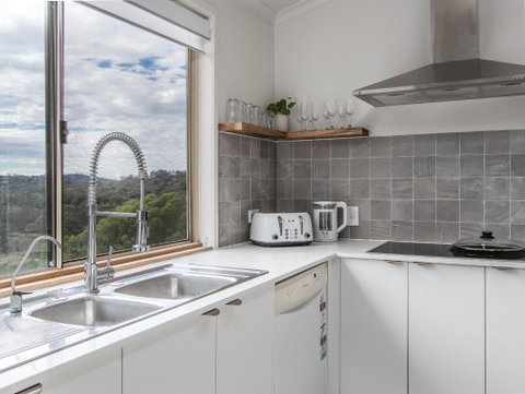 THE SHED - Tallebudgera Valley - Food Delivery Shop 2