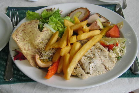 3-Day Small-Group Tour Of North Queensland With Pick Up - Food Delivery Shop 4