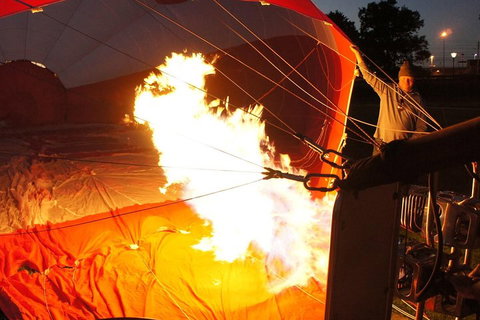 Melbourne Balloon Flights, The Peaceful Adventure - Food Delivery Shop 0