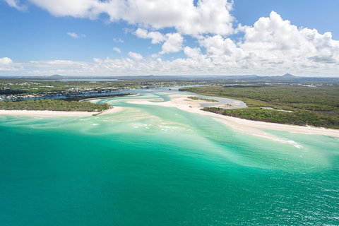 Deluxe Seaplane Tour Noosa To Glasshouse Adventure For 2 With Photobook - Pet Food Australia 0