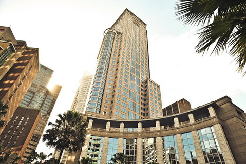 Luxury Sydney City Private Tour - Food Delivery Shop 1