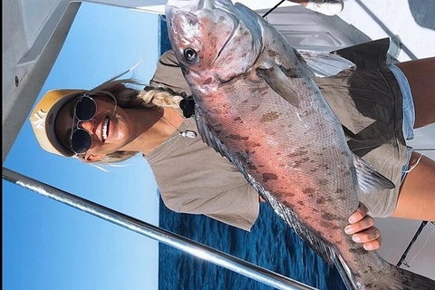3/4 Day 7 Hour Offshore Fishing Charter - Pet Food Australia 1