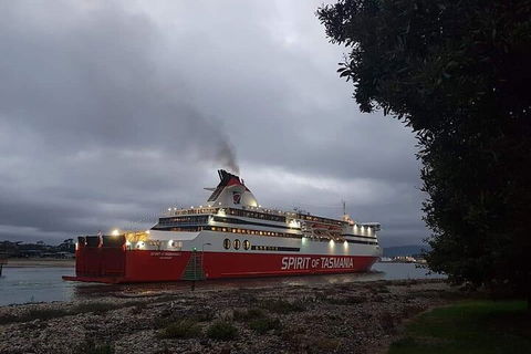 Tamar Valley Food And Wine Day Trip From Devonport, Ulverstone Or Burnie - Pet Food Australia 2